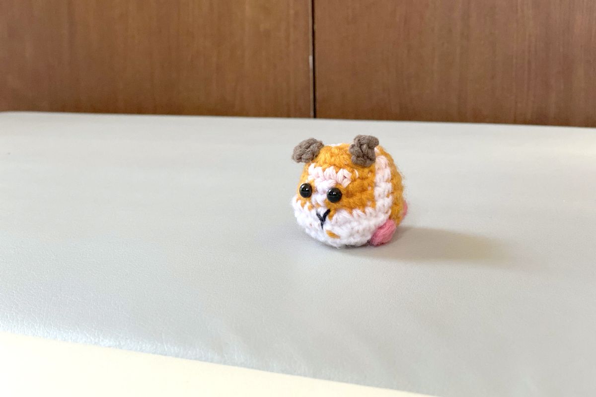 小さいモルカー　ポテトのかぎ針編み